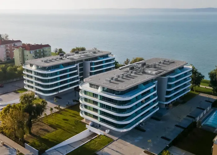 Myflat Wave Amber * Шиофок